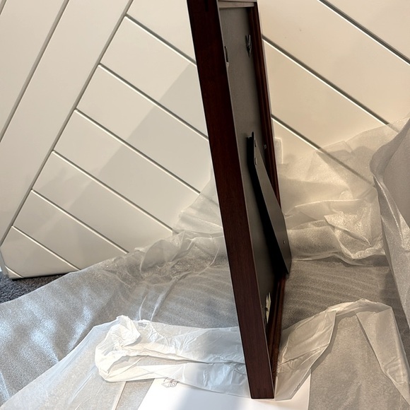 Pottery Barn Wood Gallery Oversized Mat Frame 8x10 in Espresso Brown New In Box! - Picture 11 of 14